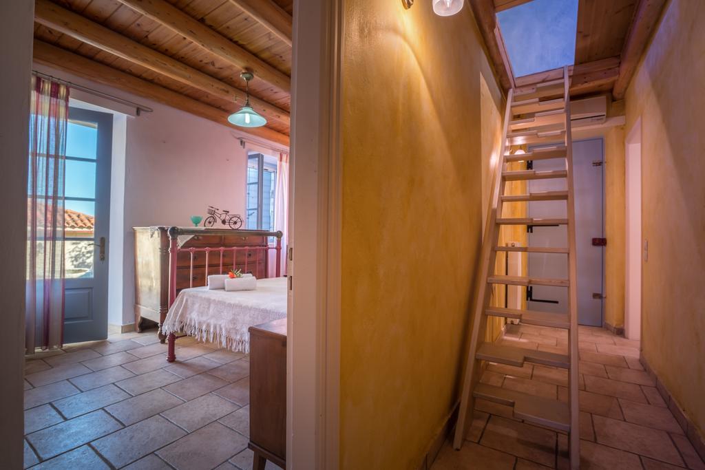 Bratis Holiday Home Kallithea  Extérieur photo