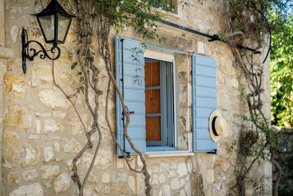 Bratis Holiday Home Kallithea  Extérieur photo