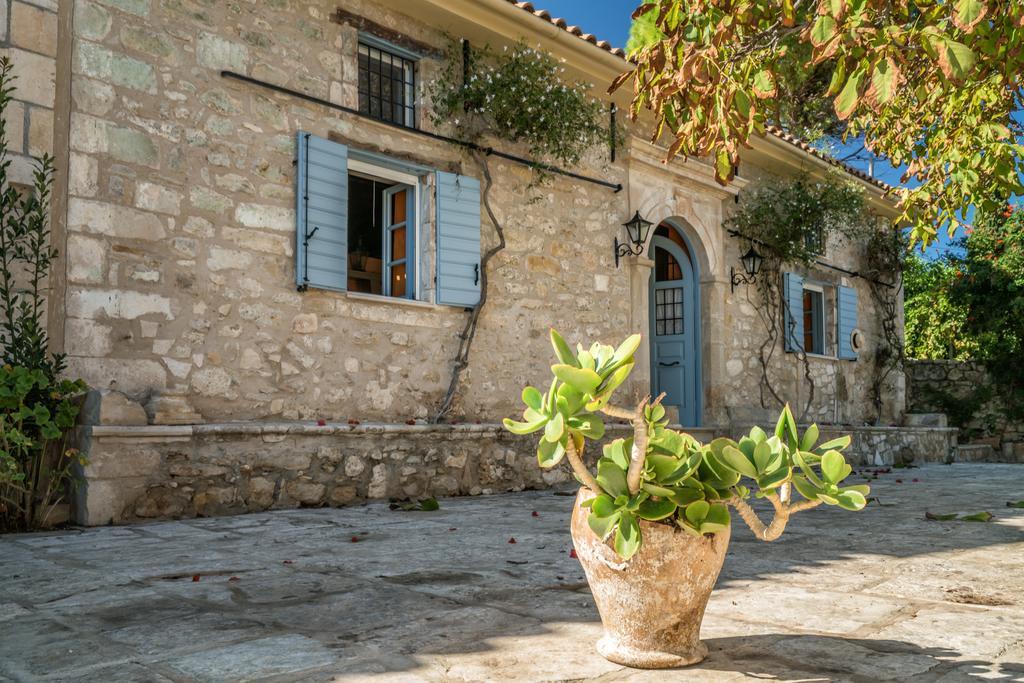 Bratis Holiday Home Kallithea  Extérieur photo